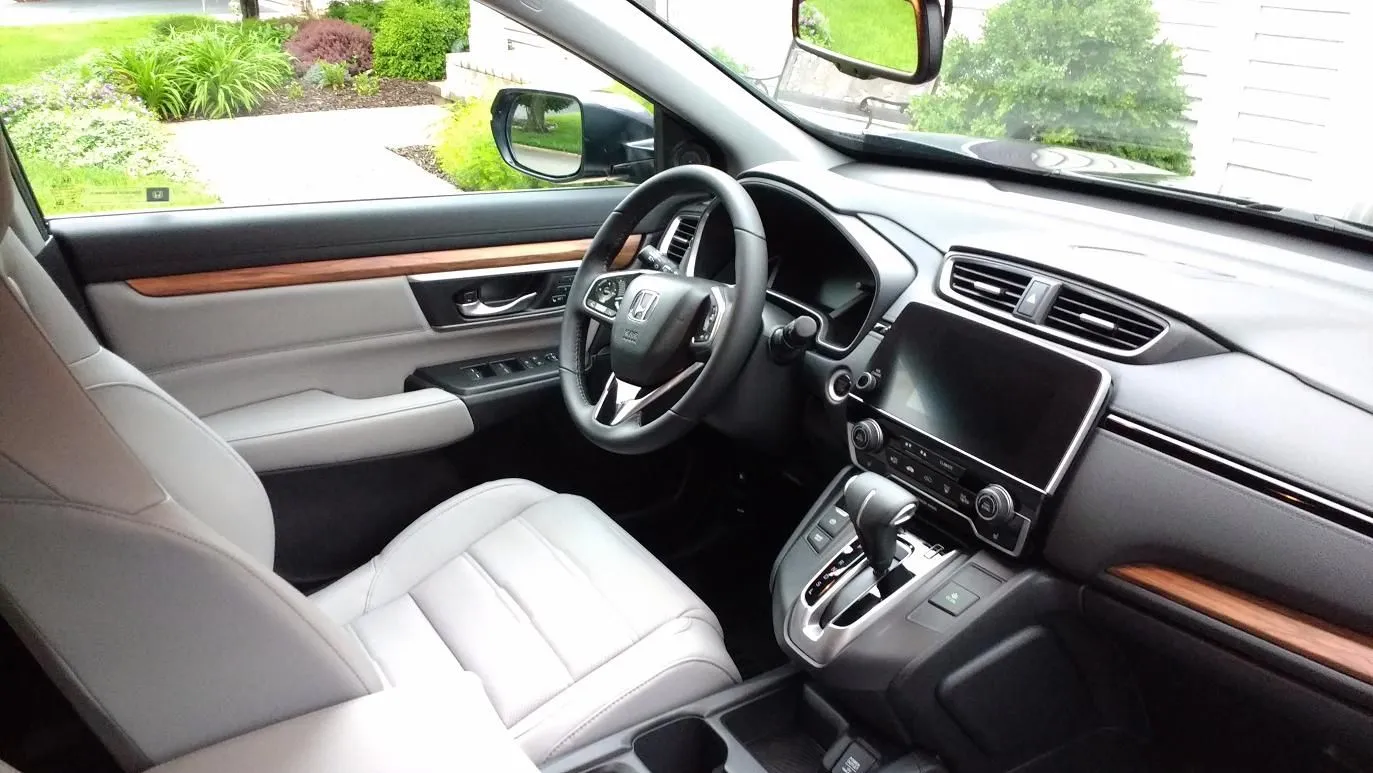2017_CRV_Interior.jpg