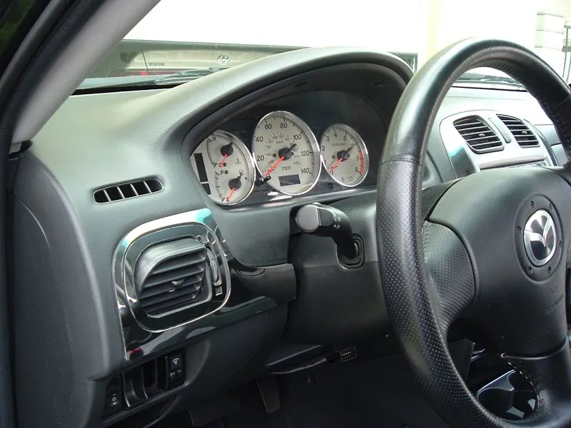 800x600_chromedashtrim02.jpg