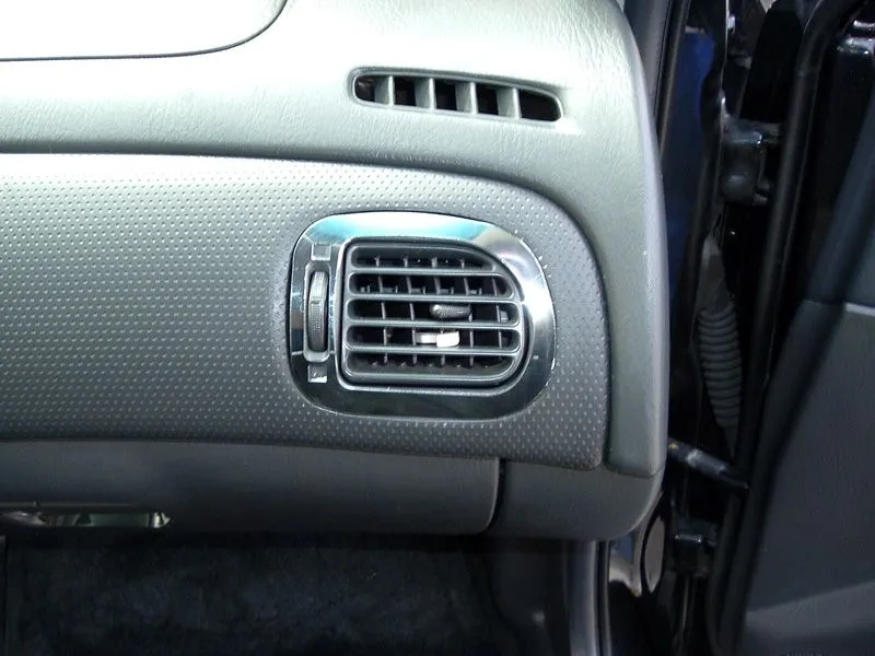800x600_chromedashtrim06.jpg