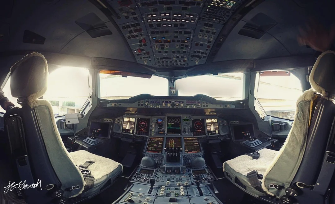 a380-cockpit-reddit.webp