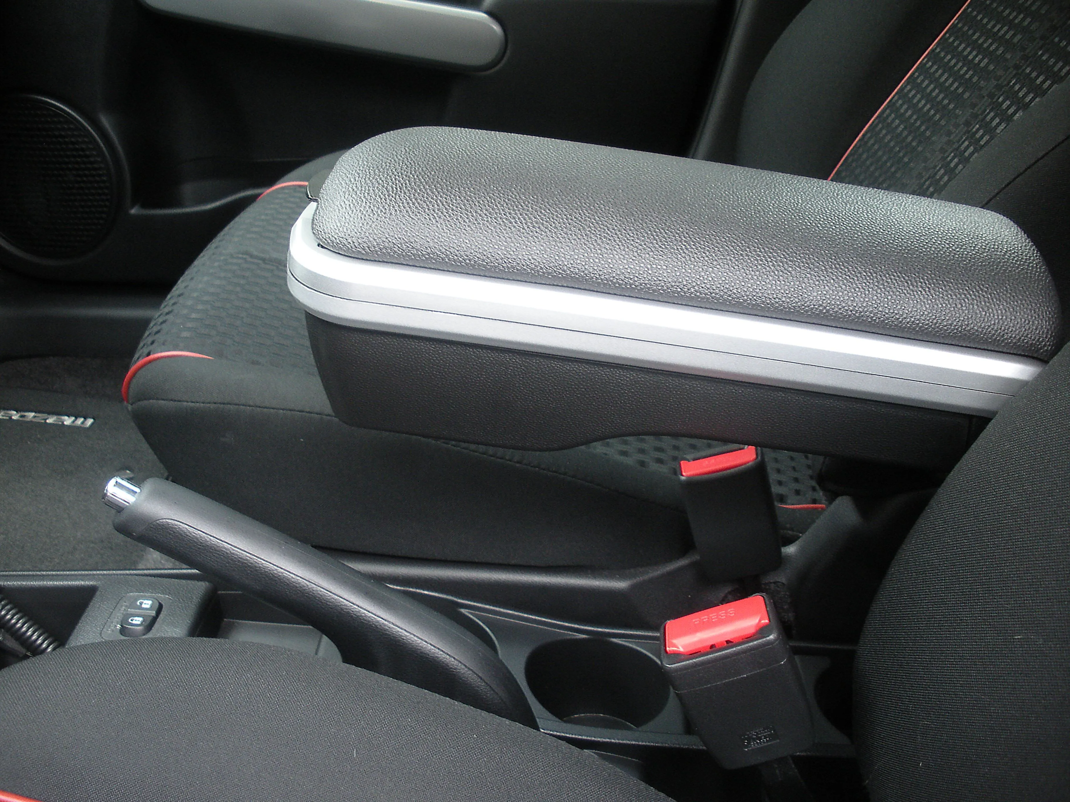Armrest 3.JPG
