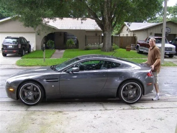 aston martin.webp