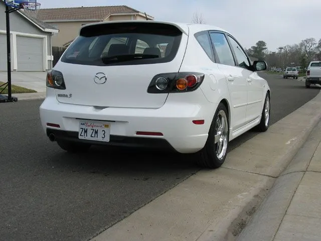 axcela_rear1.jpg