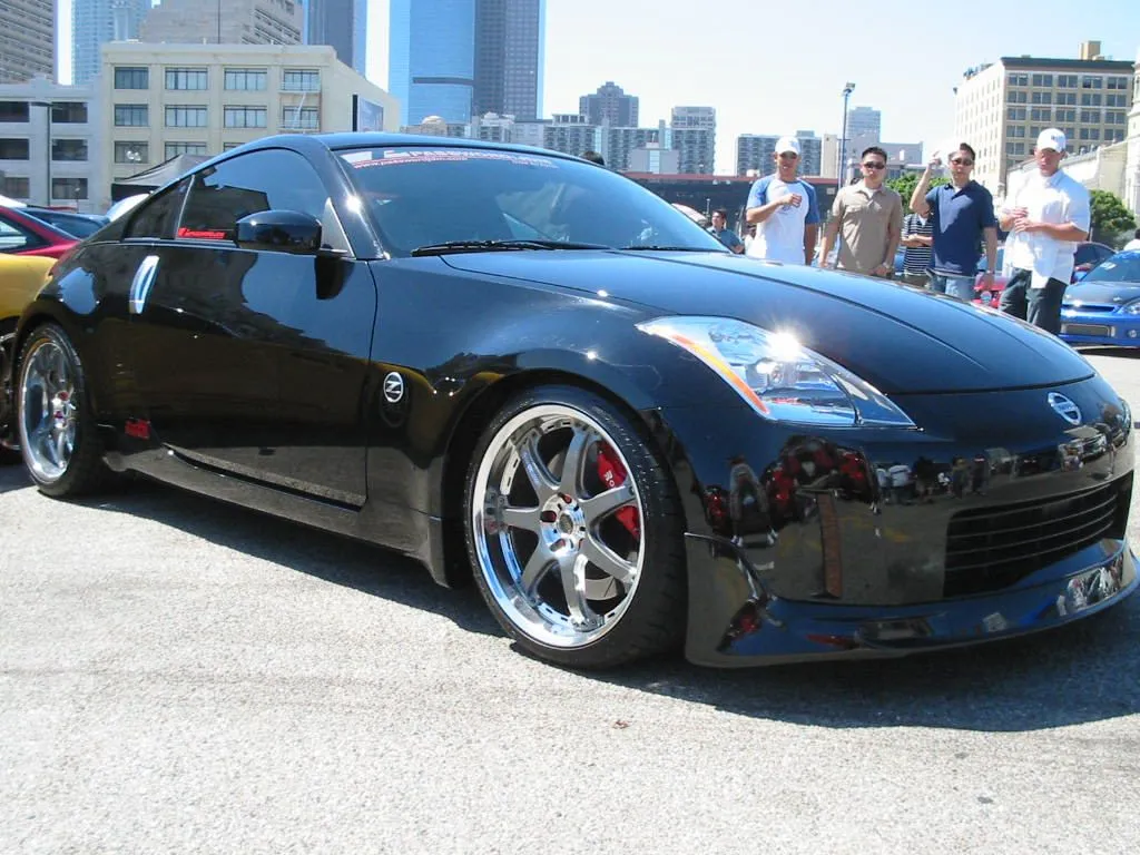 black z33.webp
