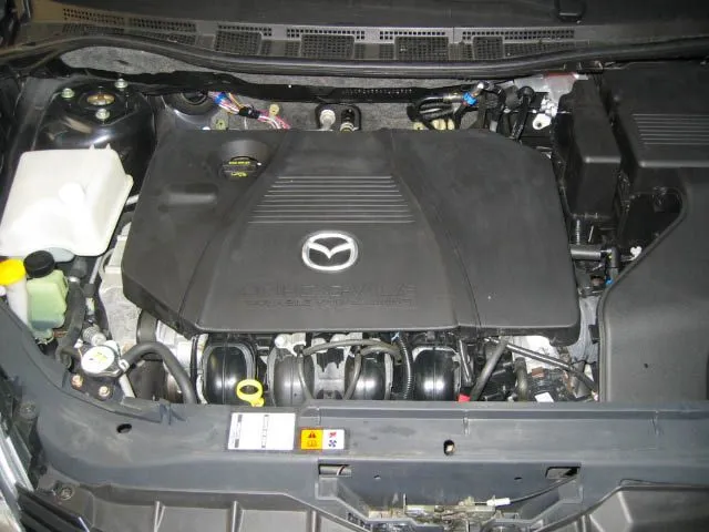 blue_mazda5_dec_15_2007.jpg