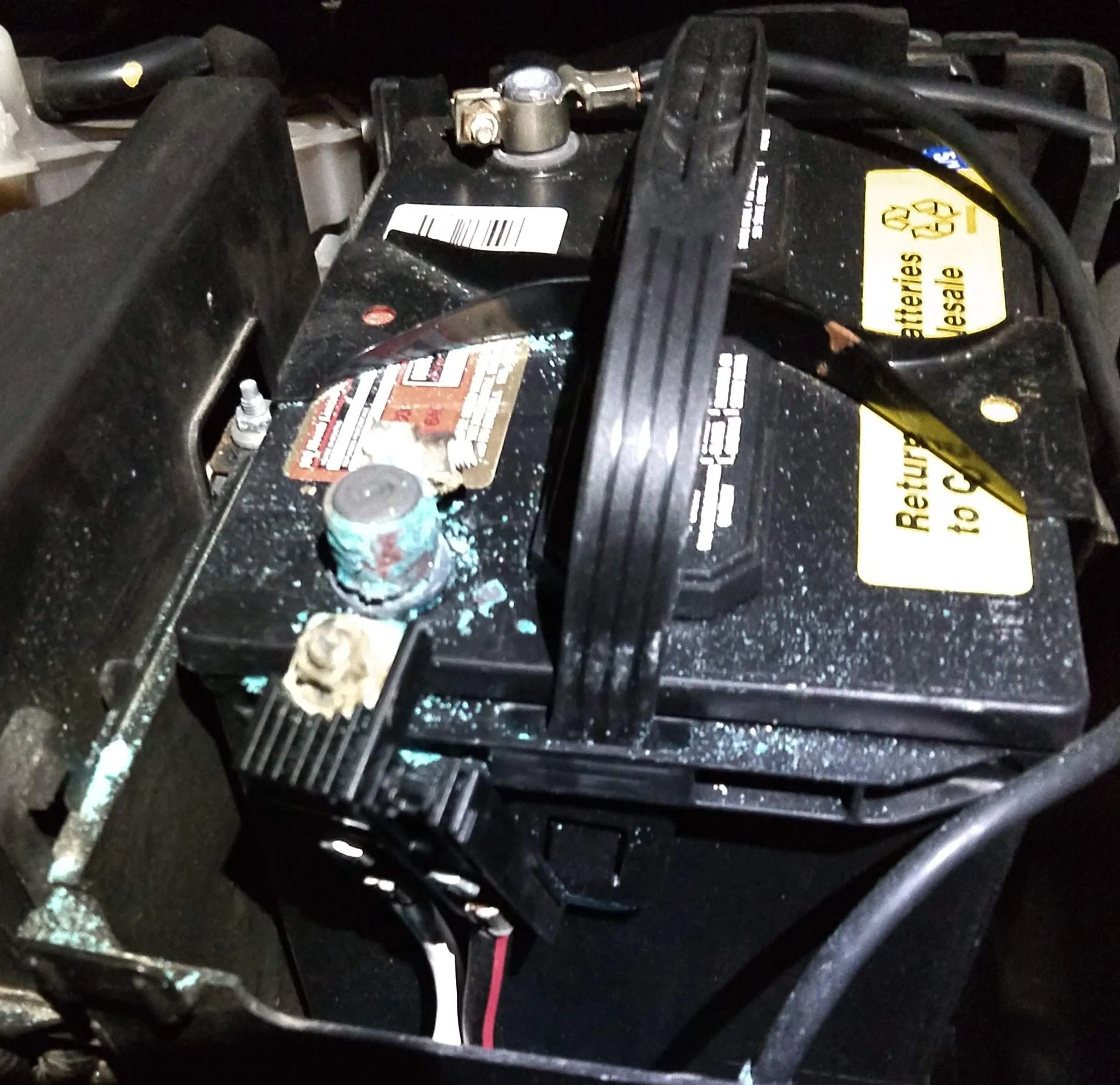 Broken Batt terminal.jpg