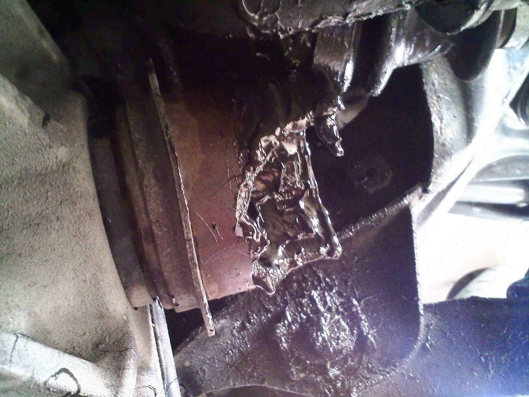 Broken CV Joint.jpg