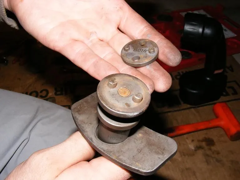 caliper2.JPG