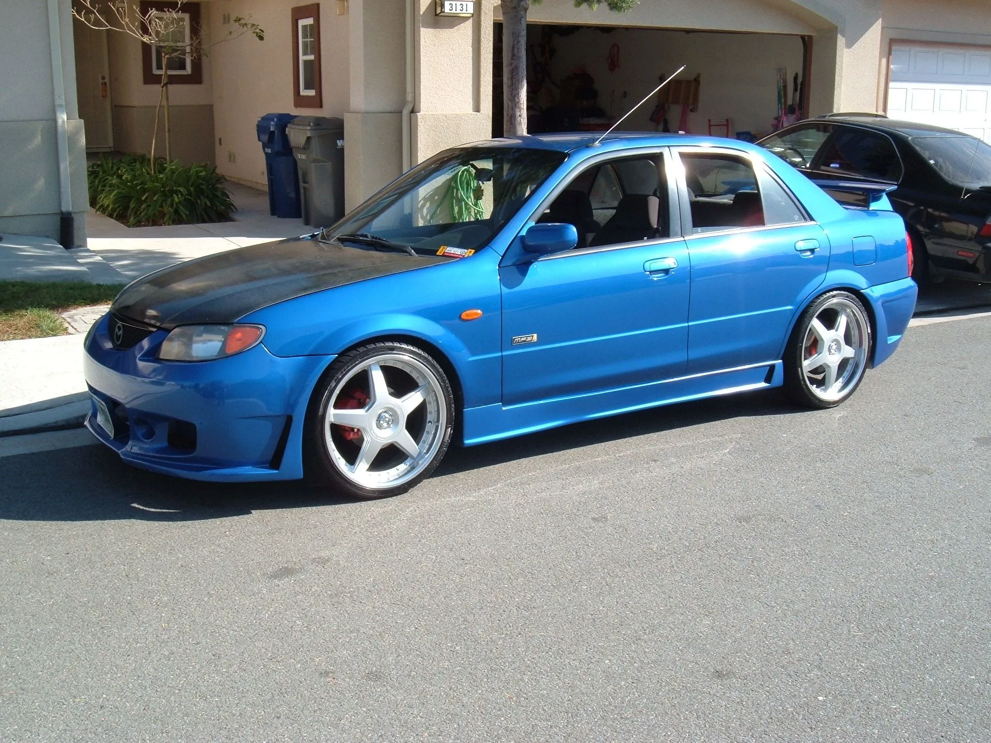 car 001.JPG