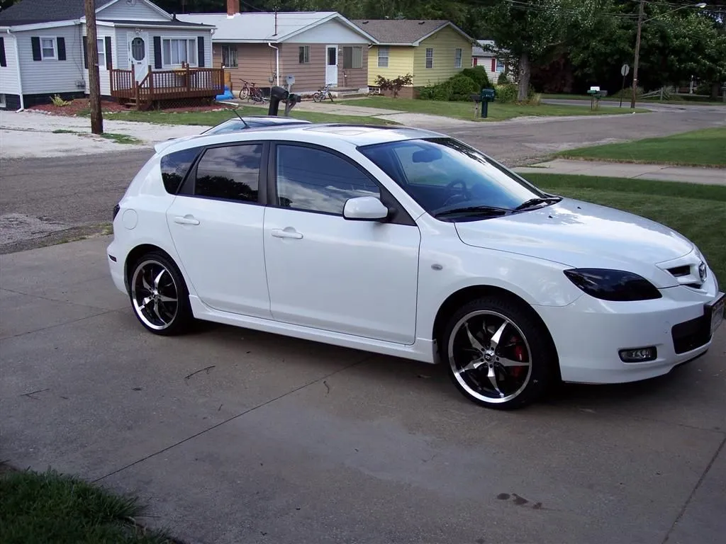 Car 005 (Large).jpg