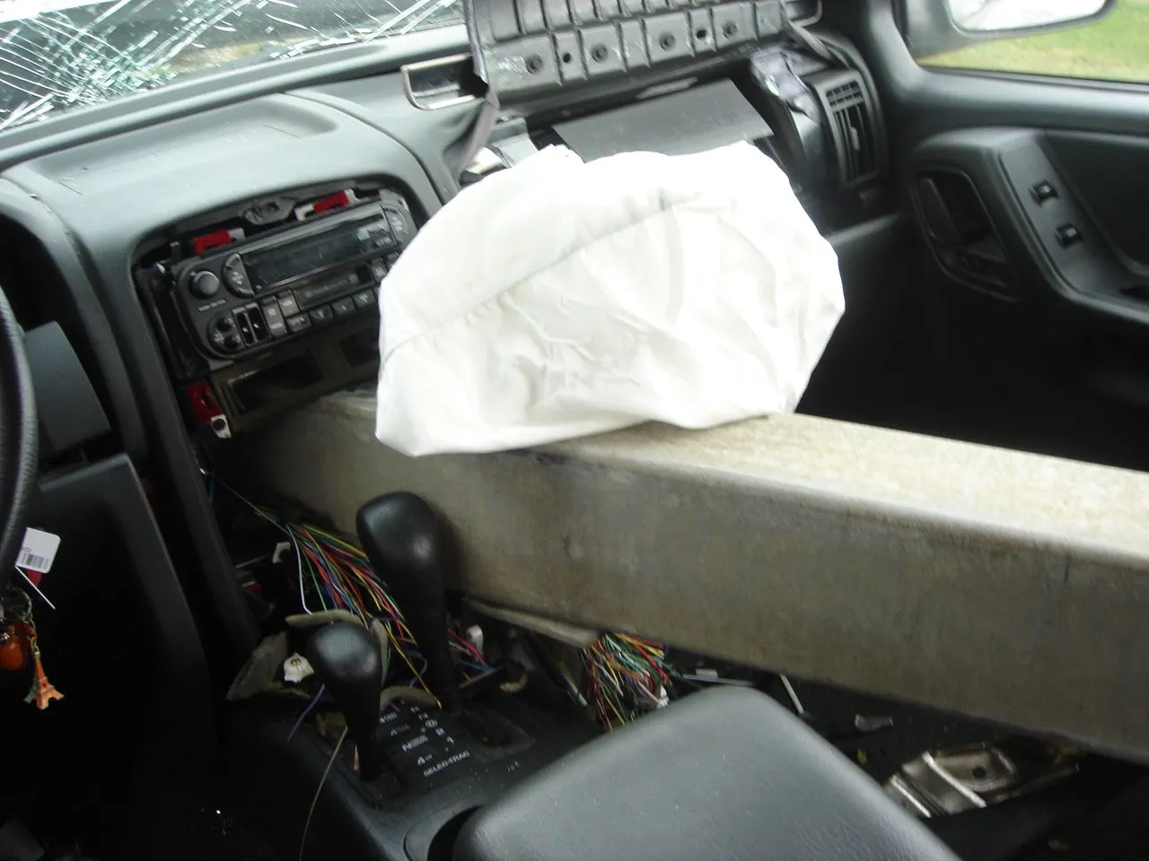 CAR ACCIDENT 018.webp