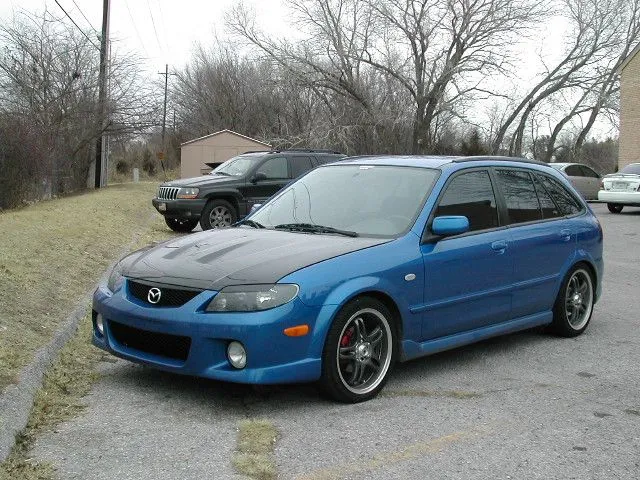 CF_Hood_Front3.webp