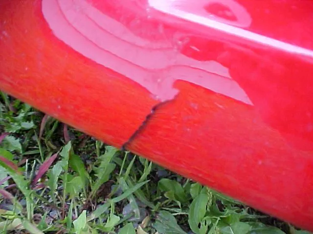 crack01.jpg