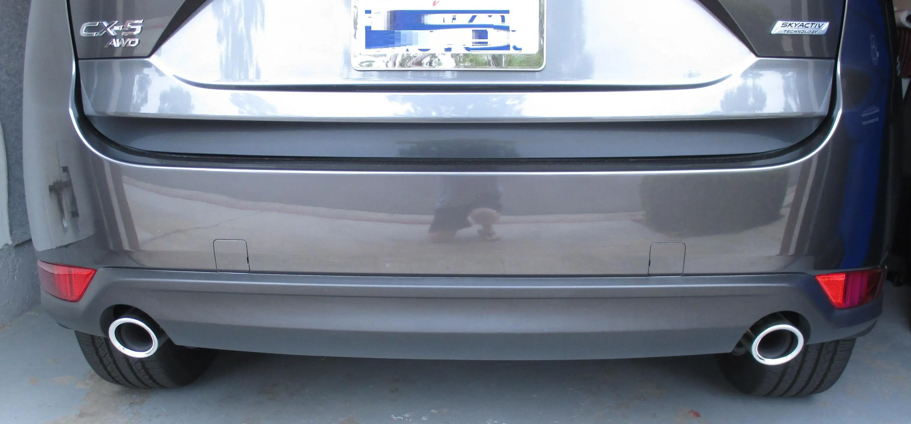 CX 5 Exhaust Tips 1.JPG