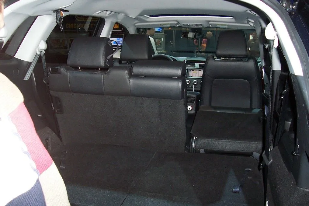 CX 9 cargo.jpg