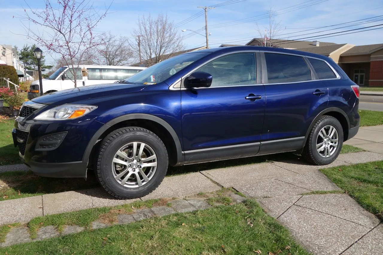 cx9-snow-tires-side2.JPG