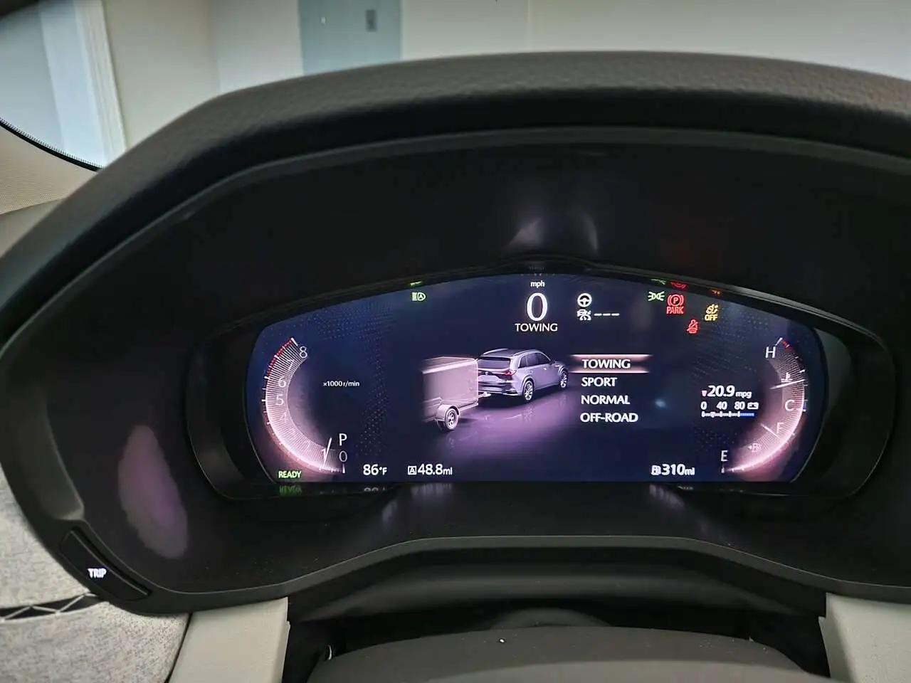 CX90TowMode4.jpg