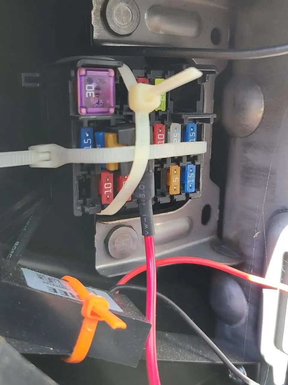 dashcam fuse tie in.jpg