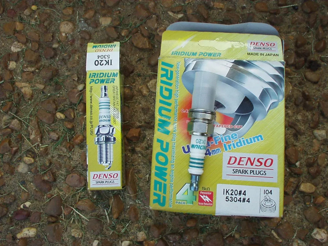 densosparkplugs.jpg