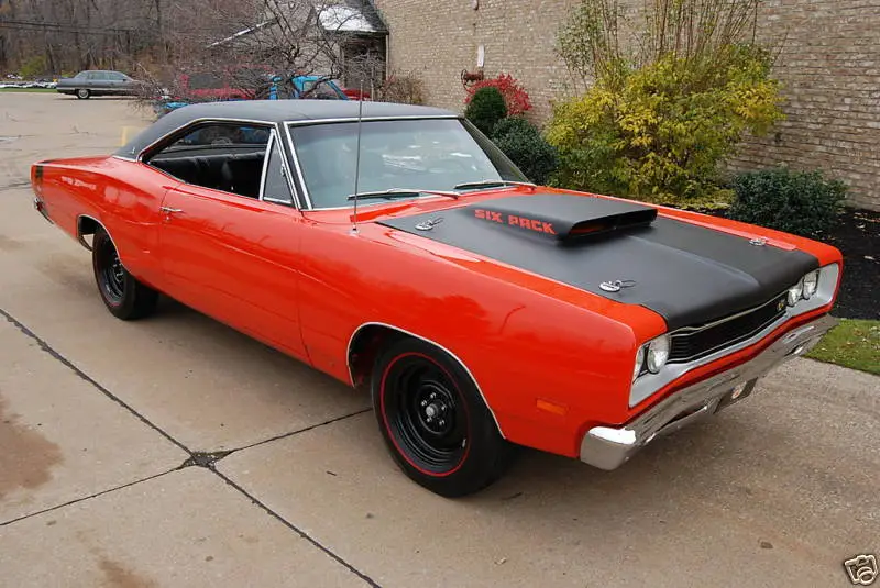 Dodge_SuperBee_A12_1969_161141_20081125.JPG