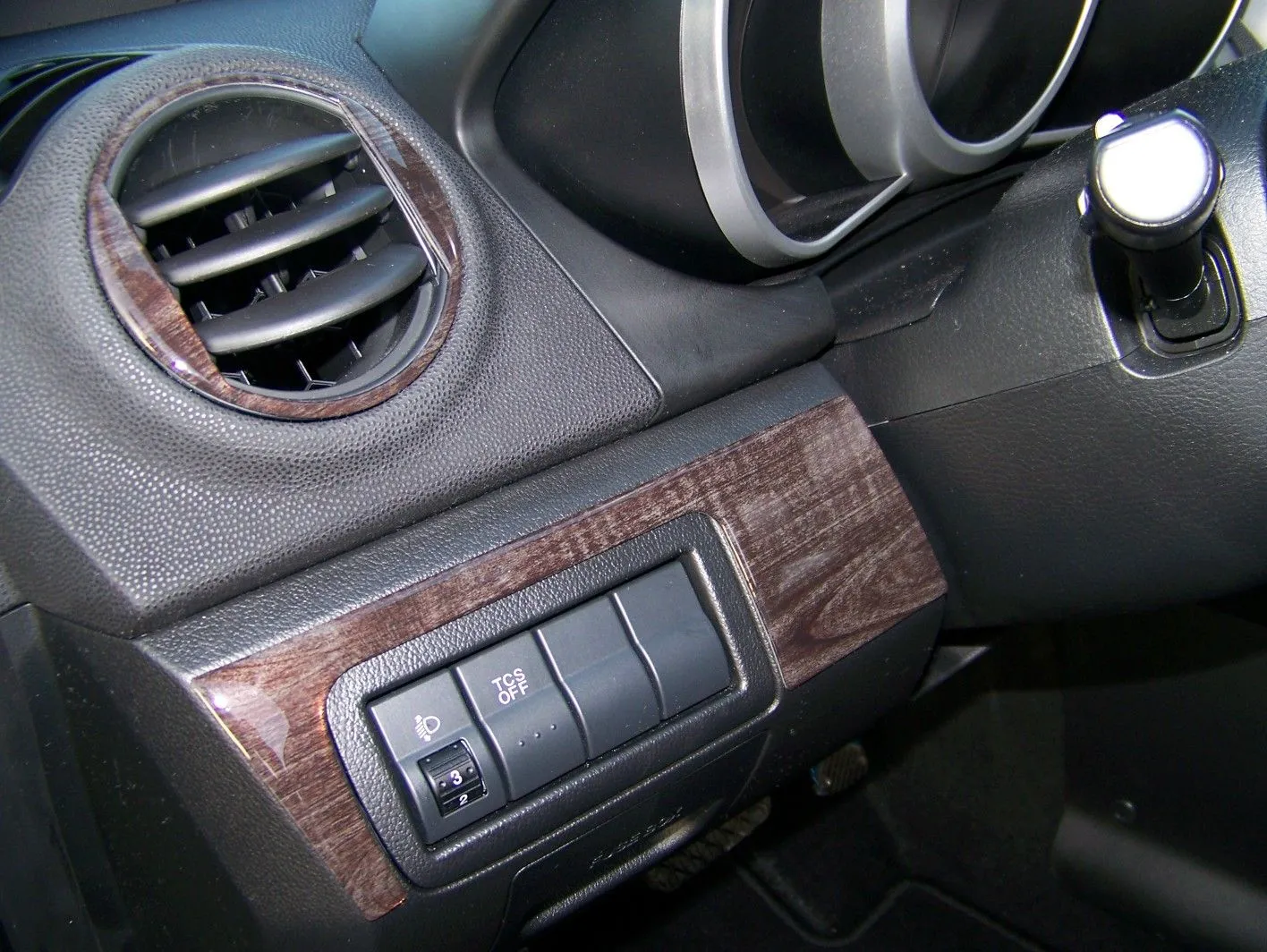 driver lower.jpg