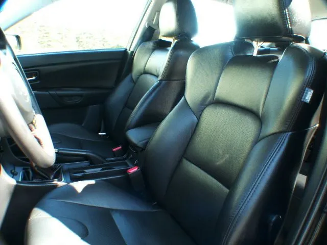 Drivers seat.JPG