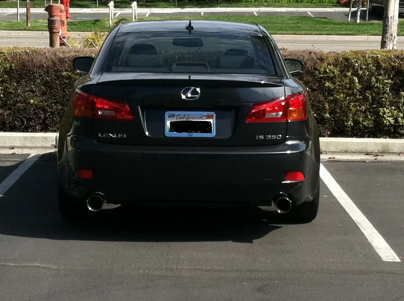 F-sport exhaust -rear LOC.JPG