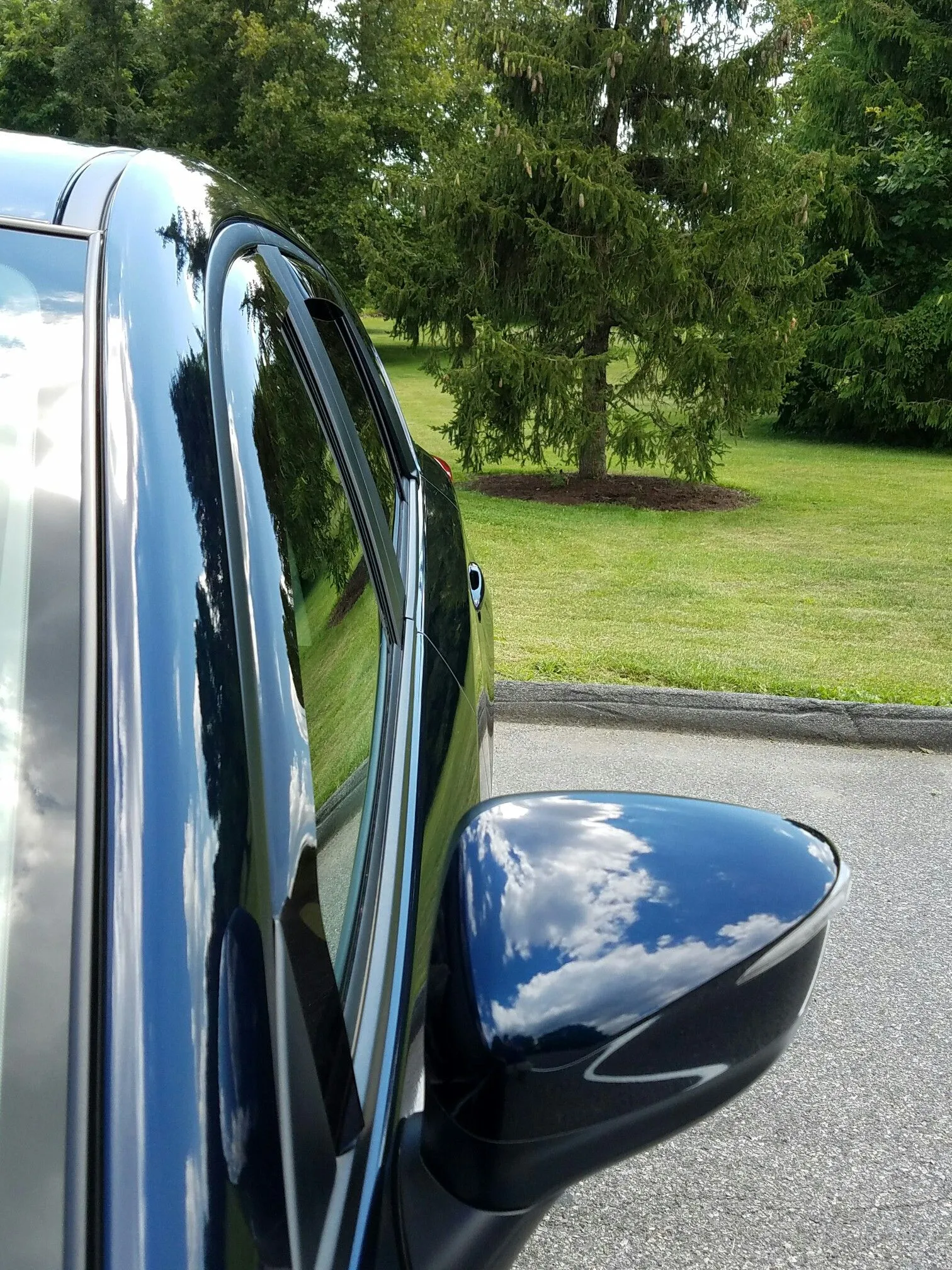 Finn - WeatherTech Vent Visors1.jpeg