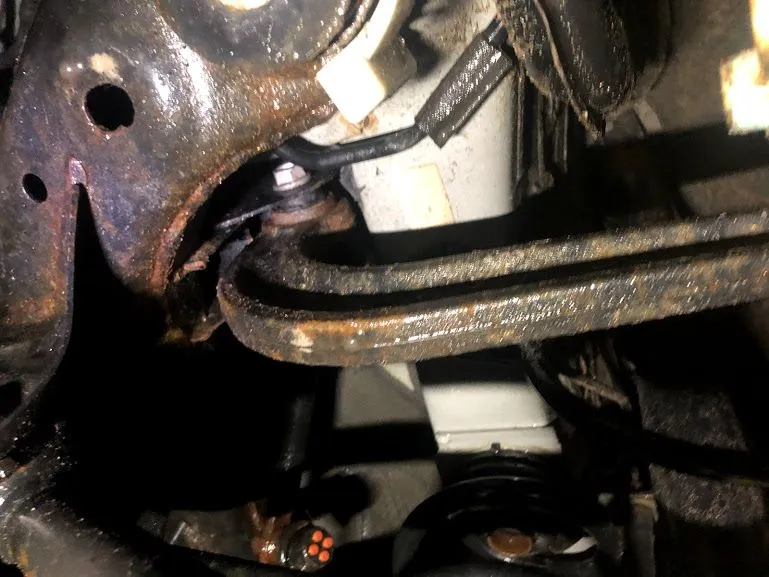 Front right wheel support pic 2.jpg