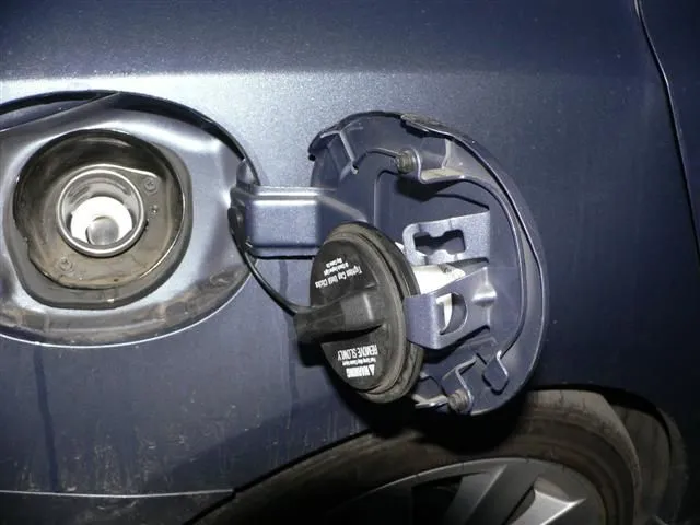 gas cap.jpg