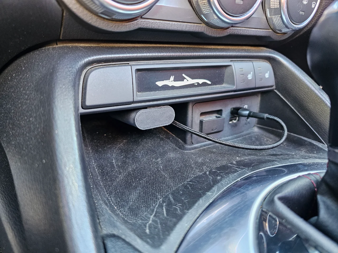 Ghost - AA Wireless Two Dongle.webp