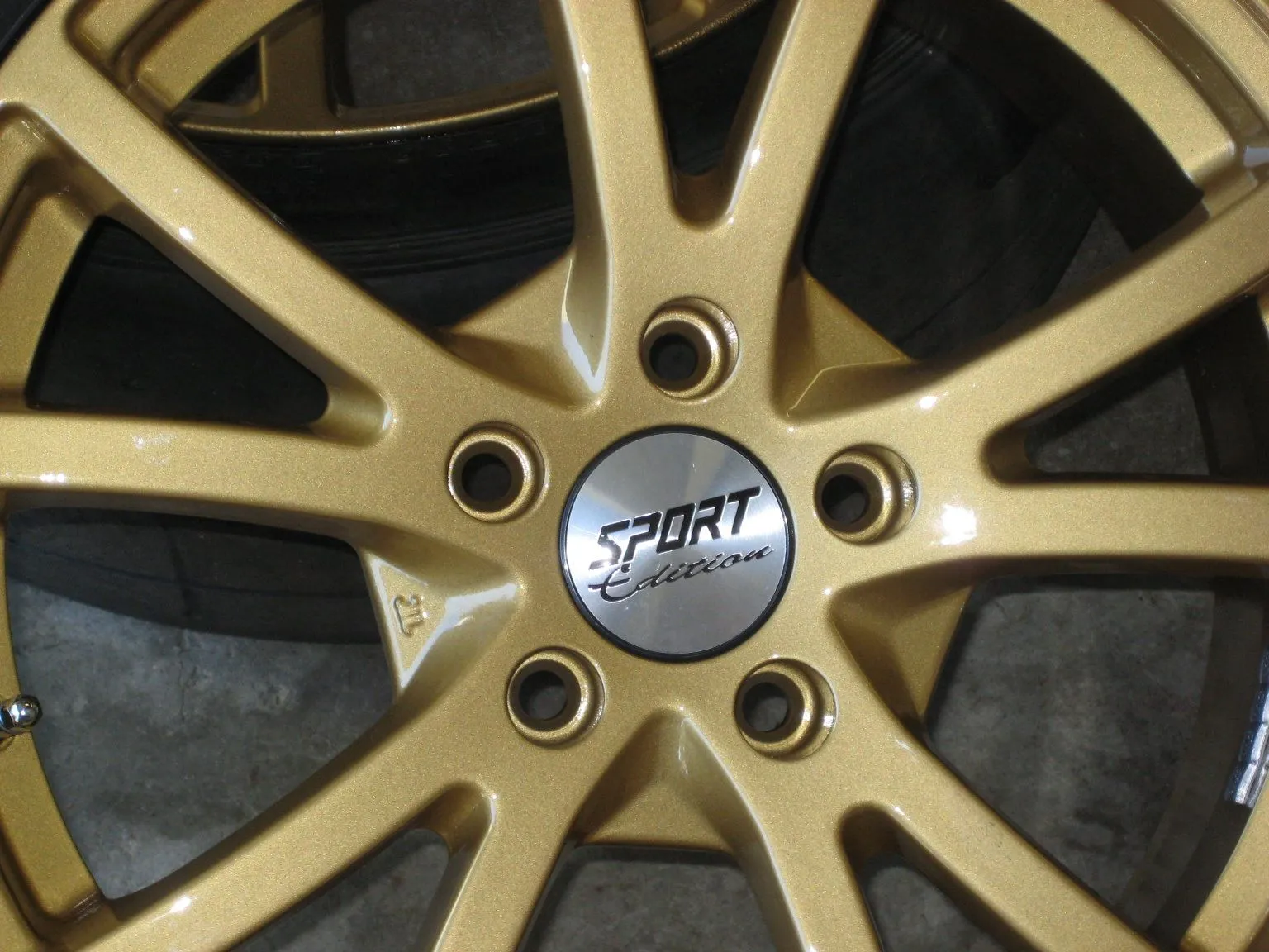 gold rims 006~1.jpg