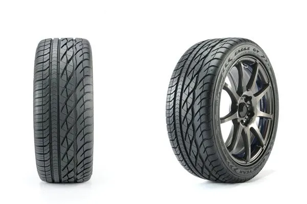 goodyear_eagle_gt_bw.jpg