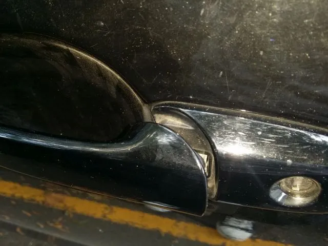 handle2-resized.jpg