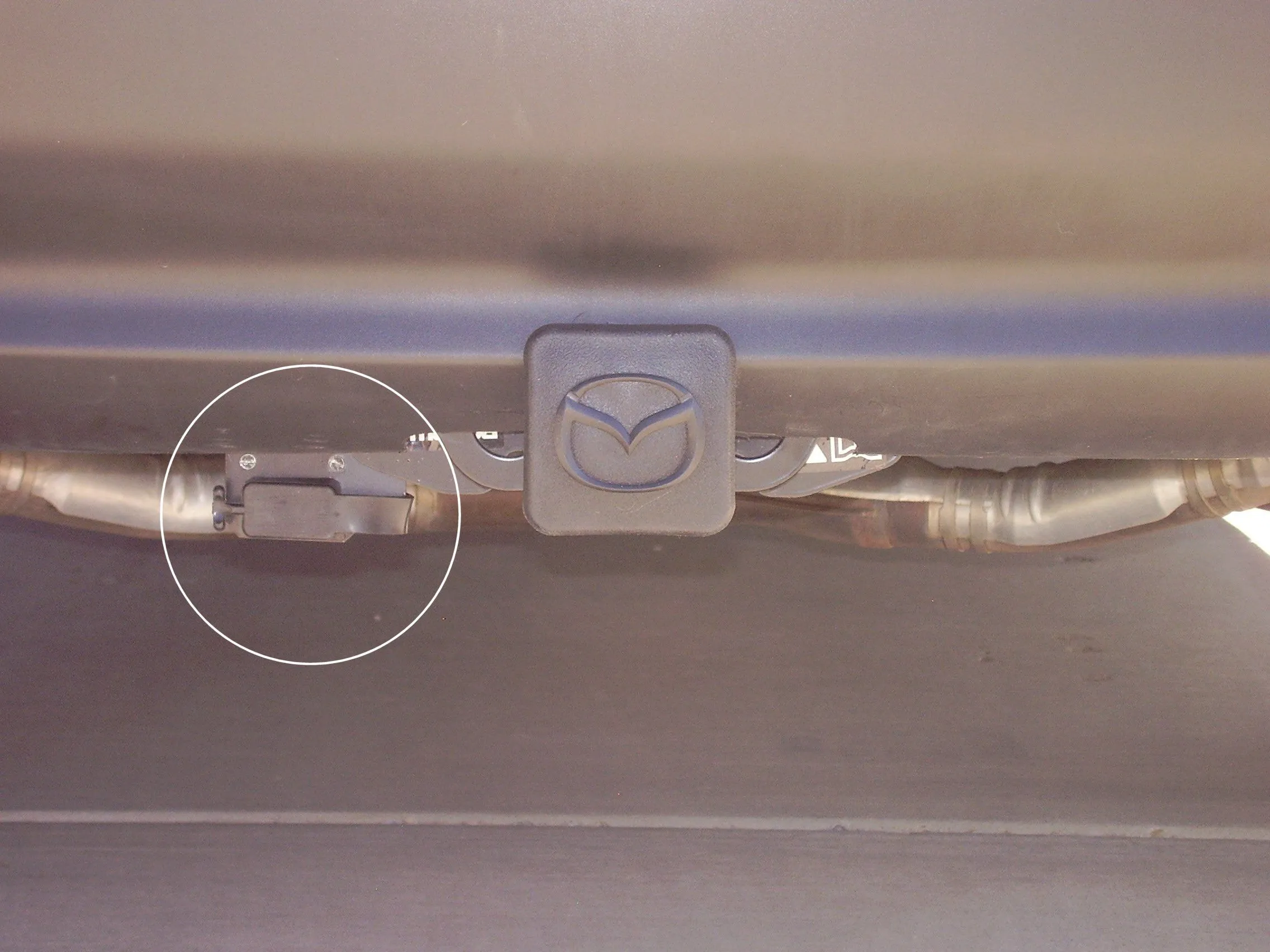 Hitch Close with Highlight.JPG