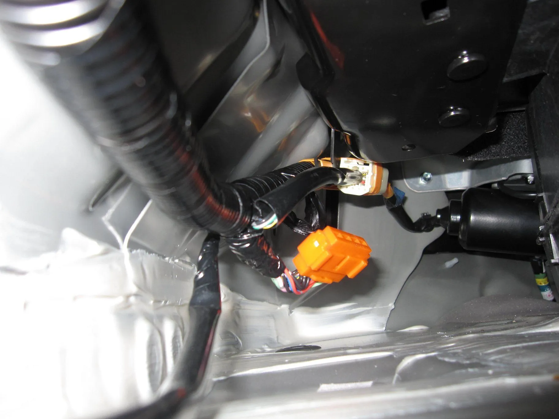 hitch wiring connector.JPG