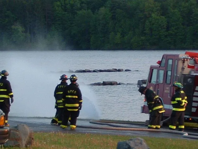hose handlers.jpg