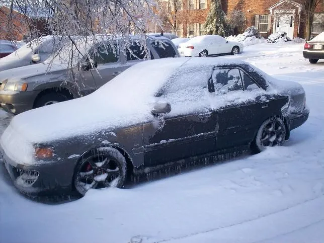 Iceoncar.webp