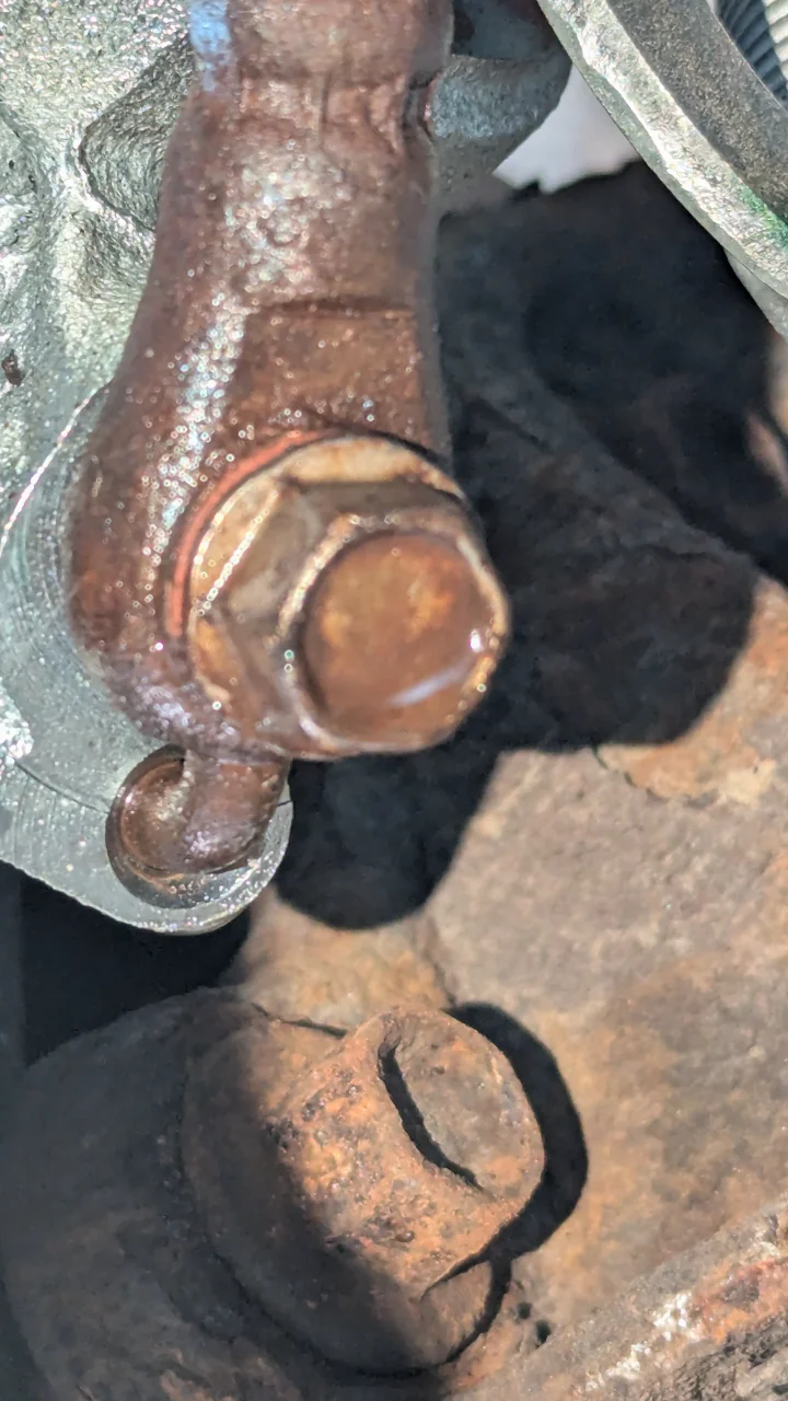 Leaking Crush Washer (Left).webp