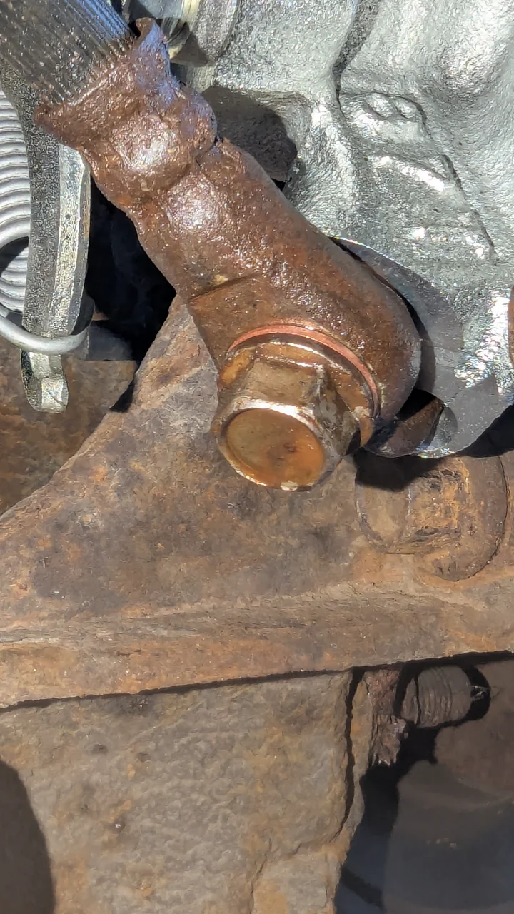 Leaking Crush Washer (Right).webp