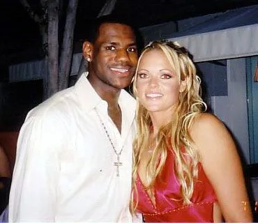 lebron.webp
