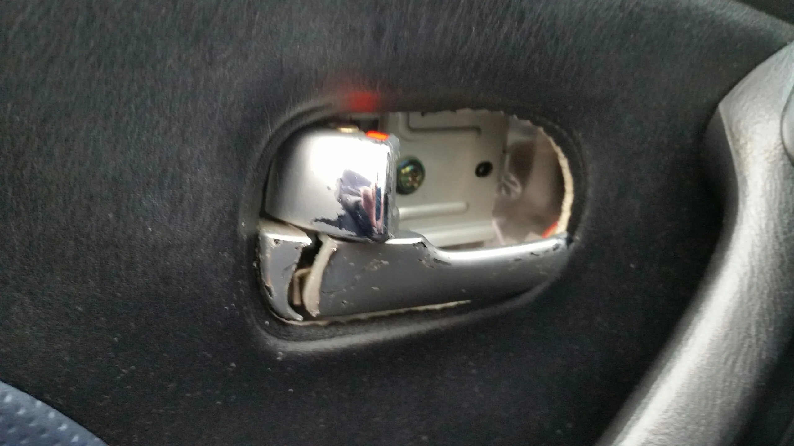 Lexi - Door Handle.jpeg