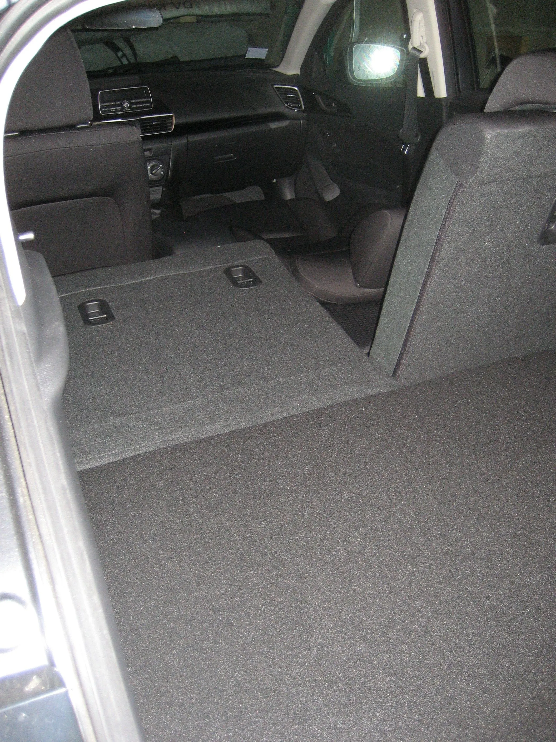 M3hatch.jpg