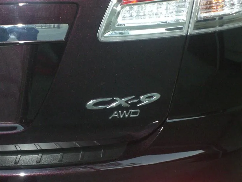 Mazda 001 (Medium).jpg