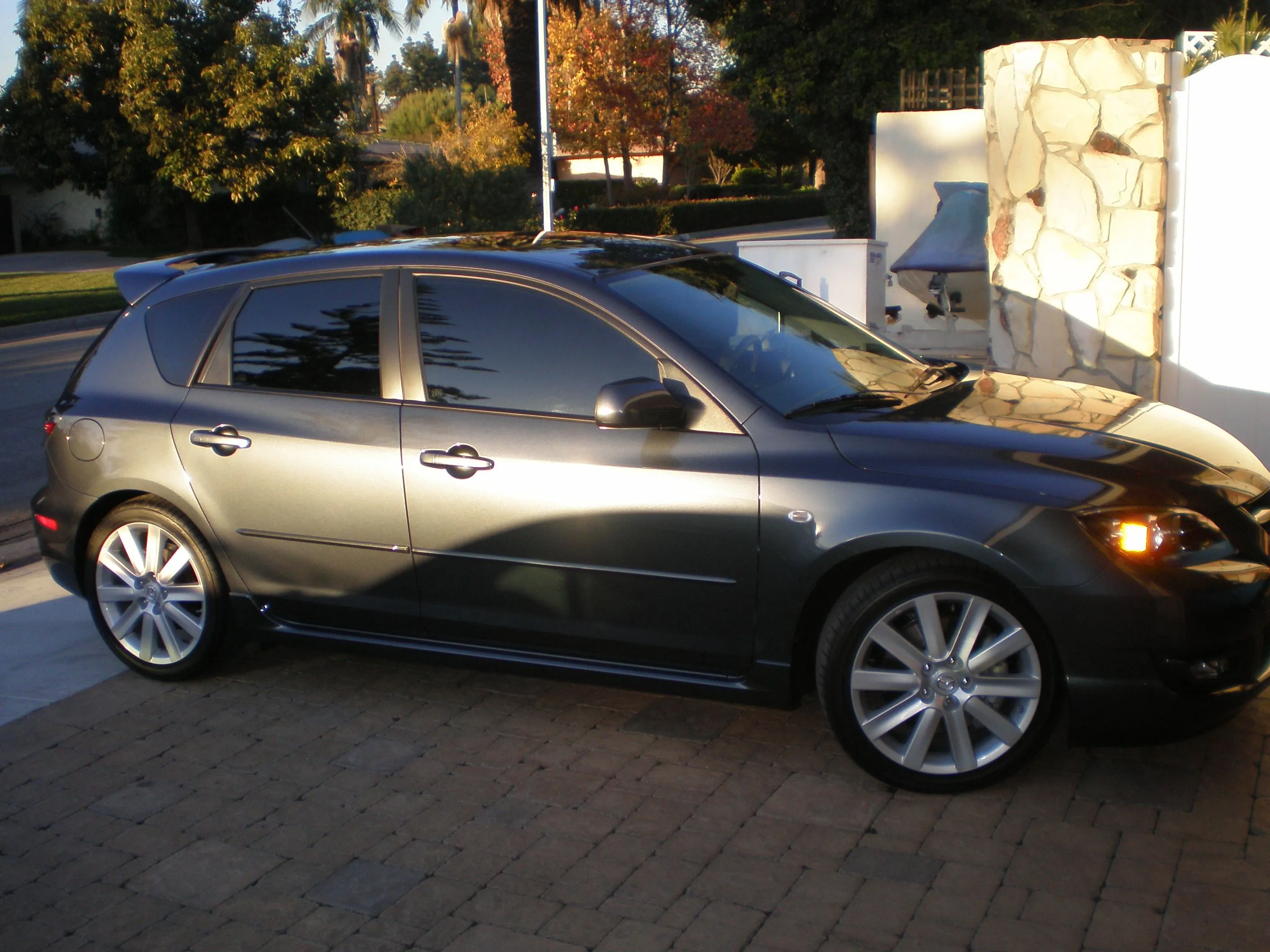 mazda 0401.jpg