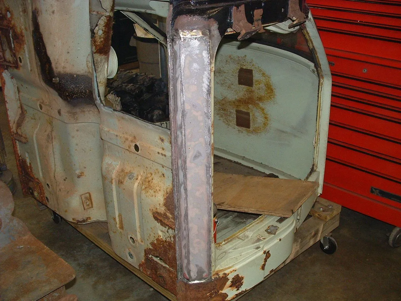 Mazda 1200 LH rocker installed.JPG