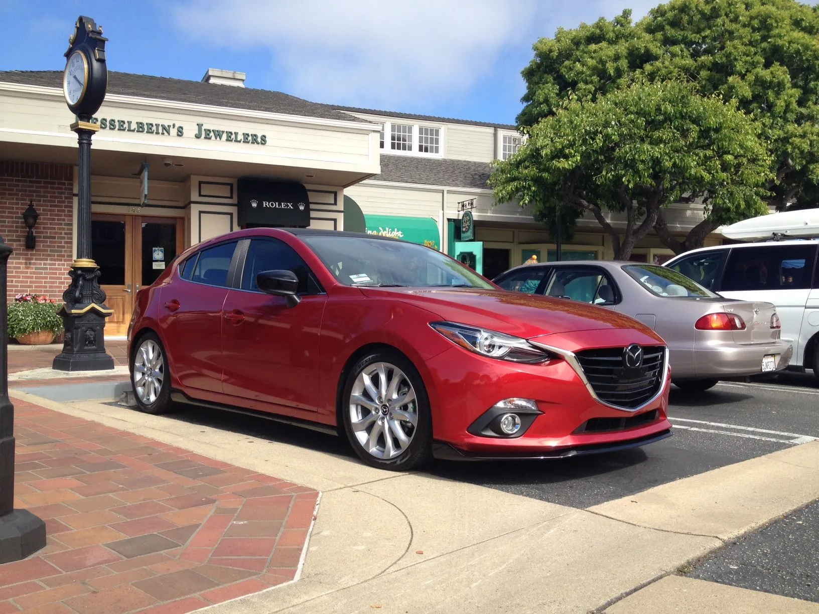 mazda 2.JPG