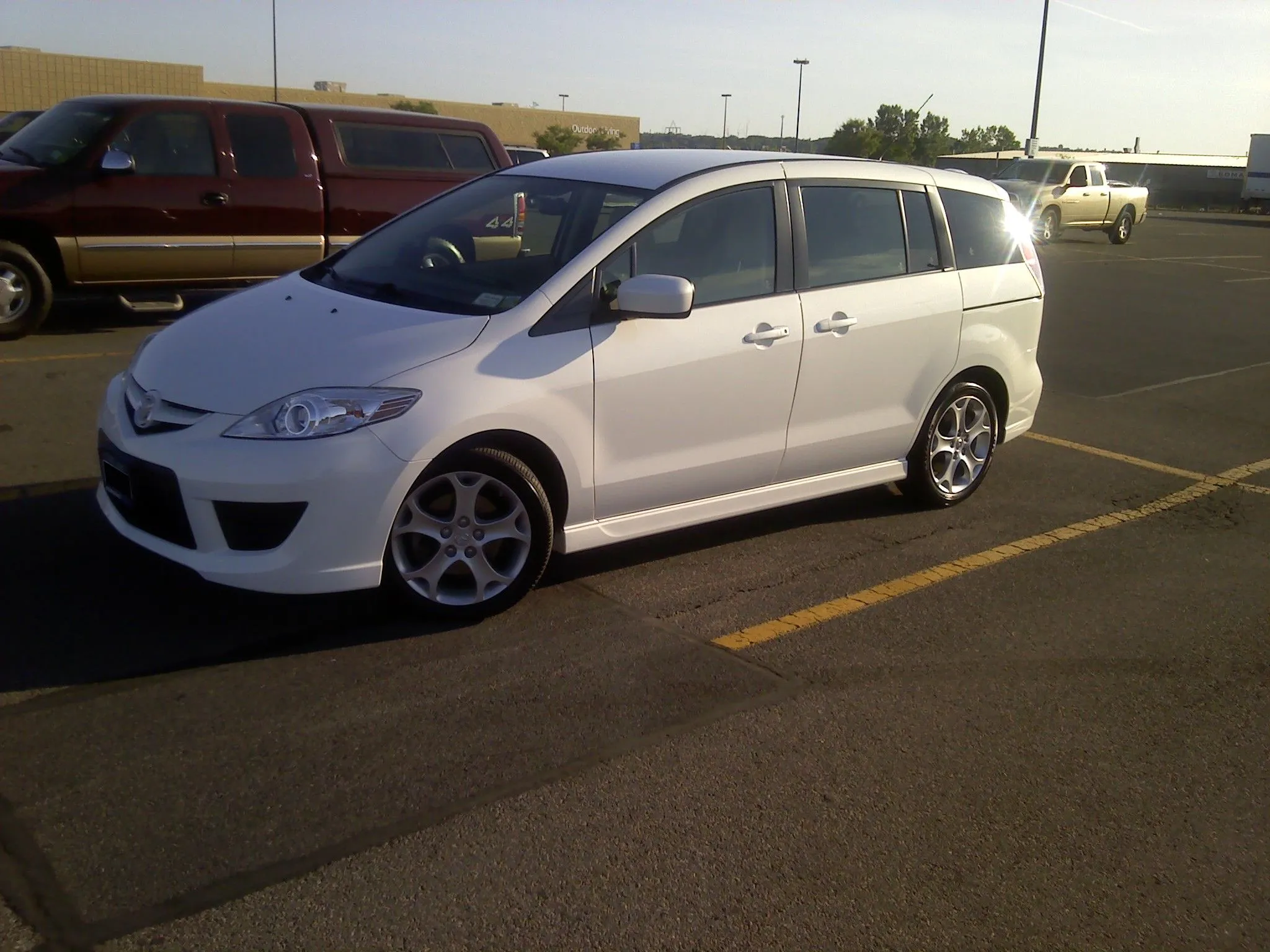 mazda 5 front.jpg