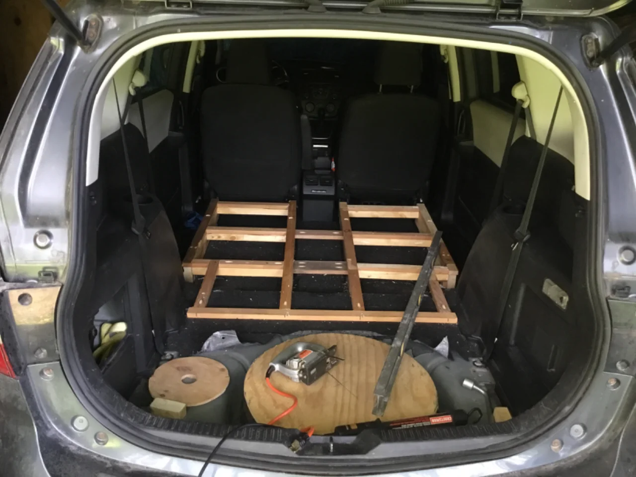 Mazda cargo frame.webp