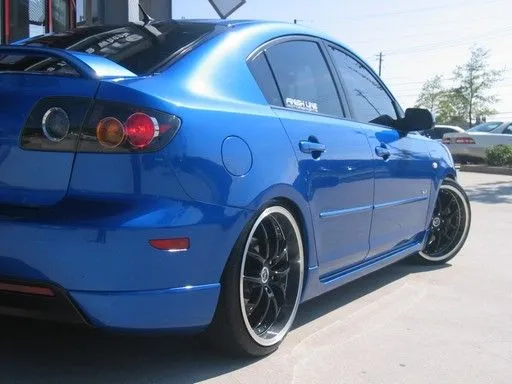 Mazda MZ-3 003.jpg